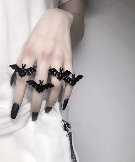 Gridlock Ring