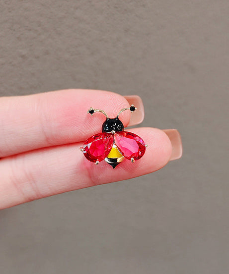 BroochNest