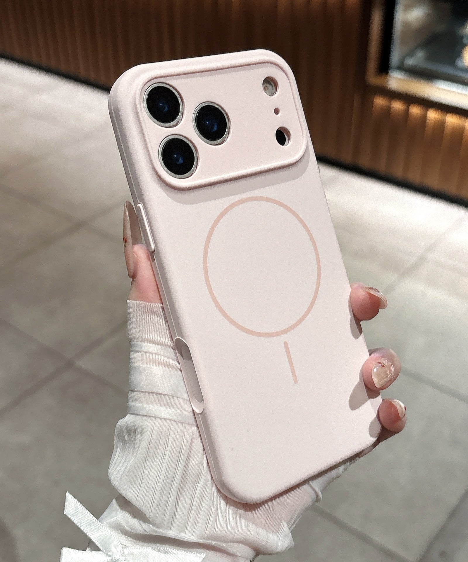 Applicable To 17 Fine Circle Magnetic Phone Case Liquid Silicone