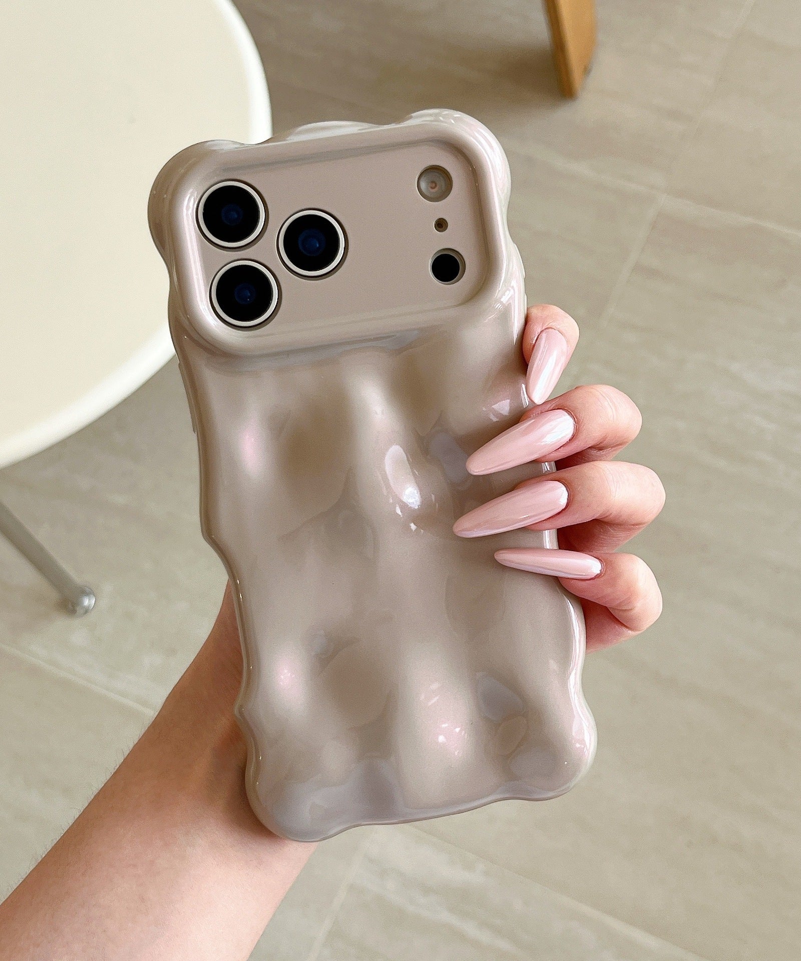 Simple Bubble Suitable For 16pro Max Phone Case 17 New Small Wave Case