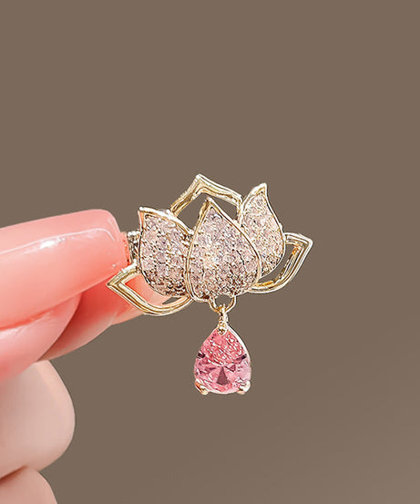 BroochNest