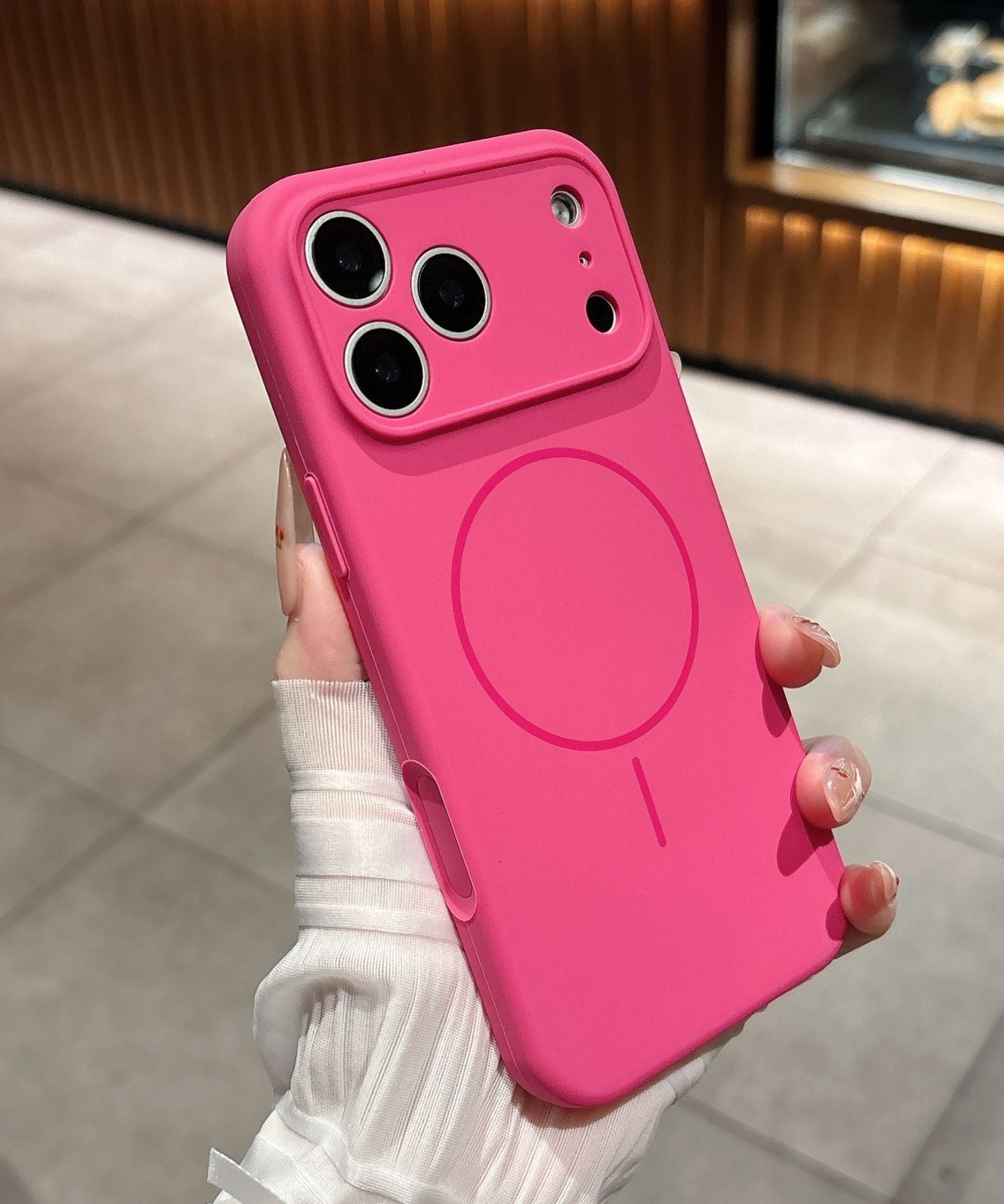 Applicable To 17 Fine Circle Magnetic Phone Case Liquid Silicone
