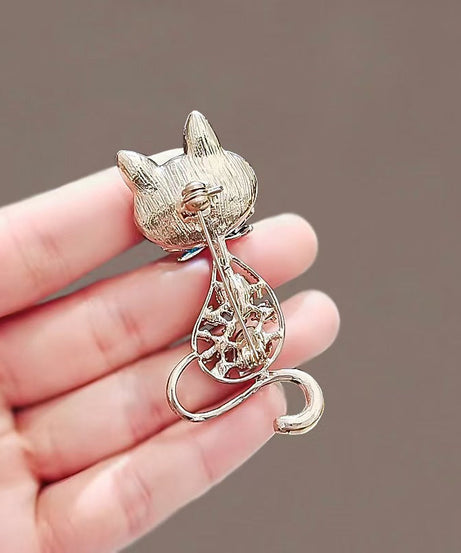 Noble Brooch