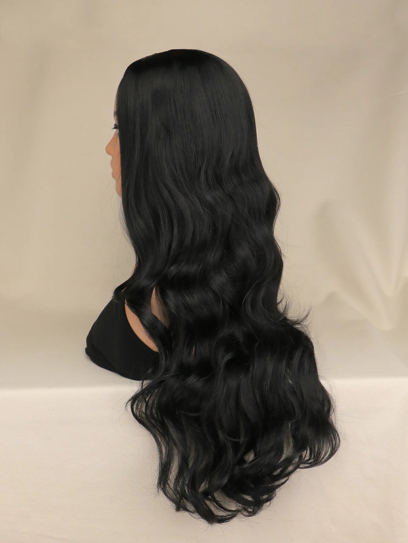 Long Black Wavy Hair Wigs