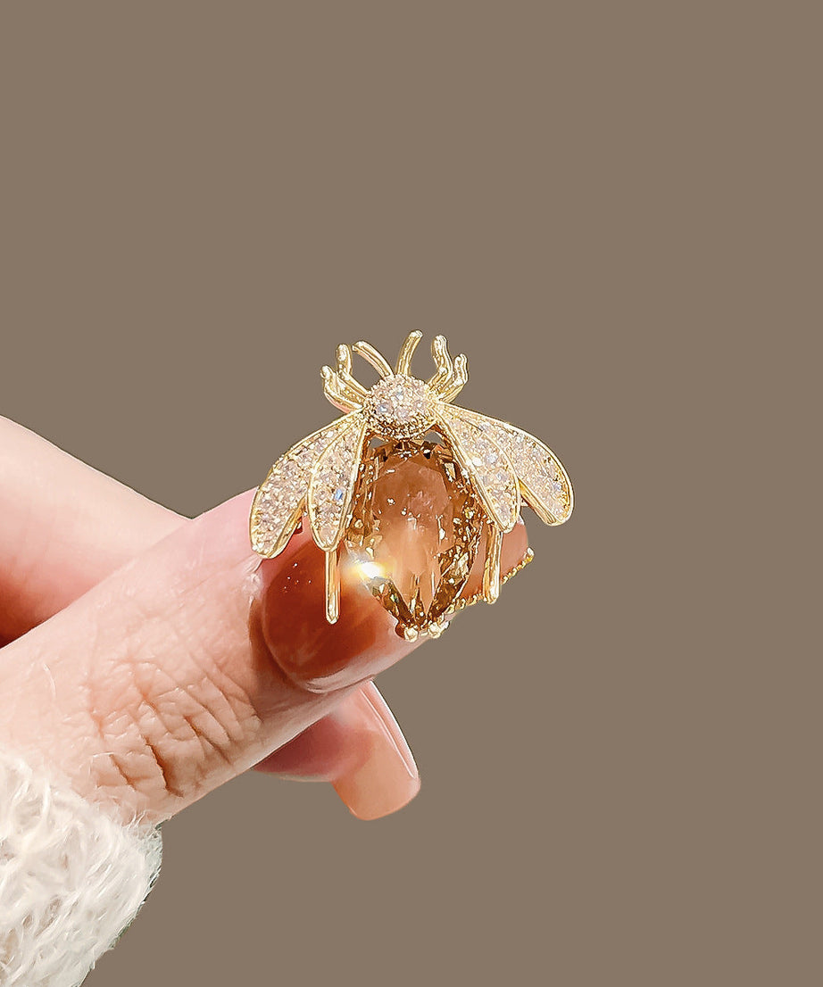 BroochNest
