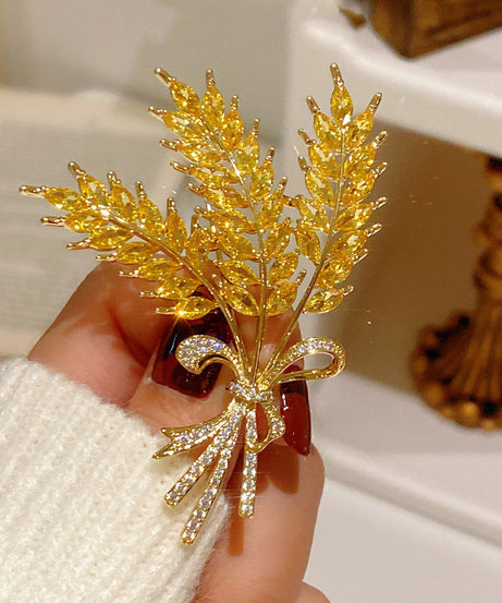 BroochNest