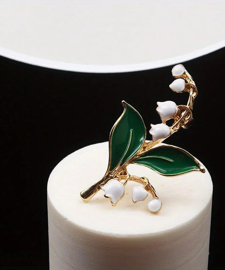 Luxora Brooch